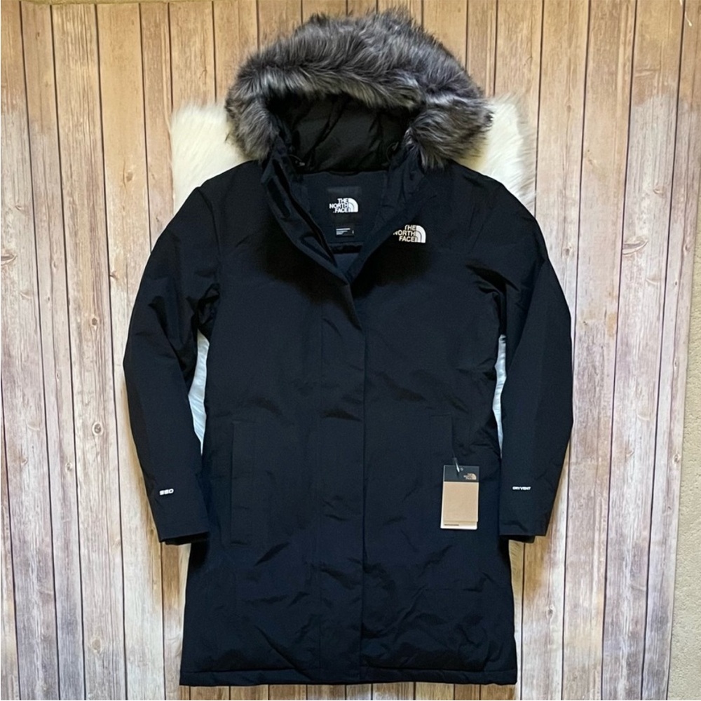 The North Face Women's Black Parka Coat